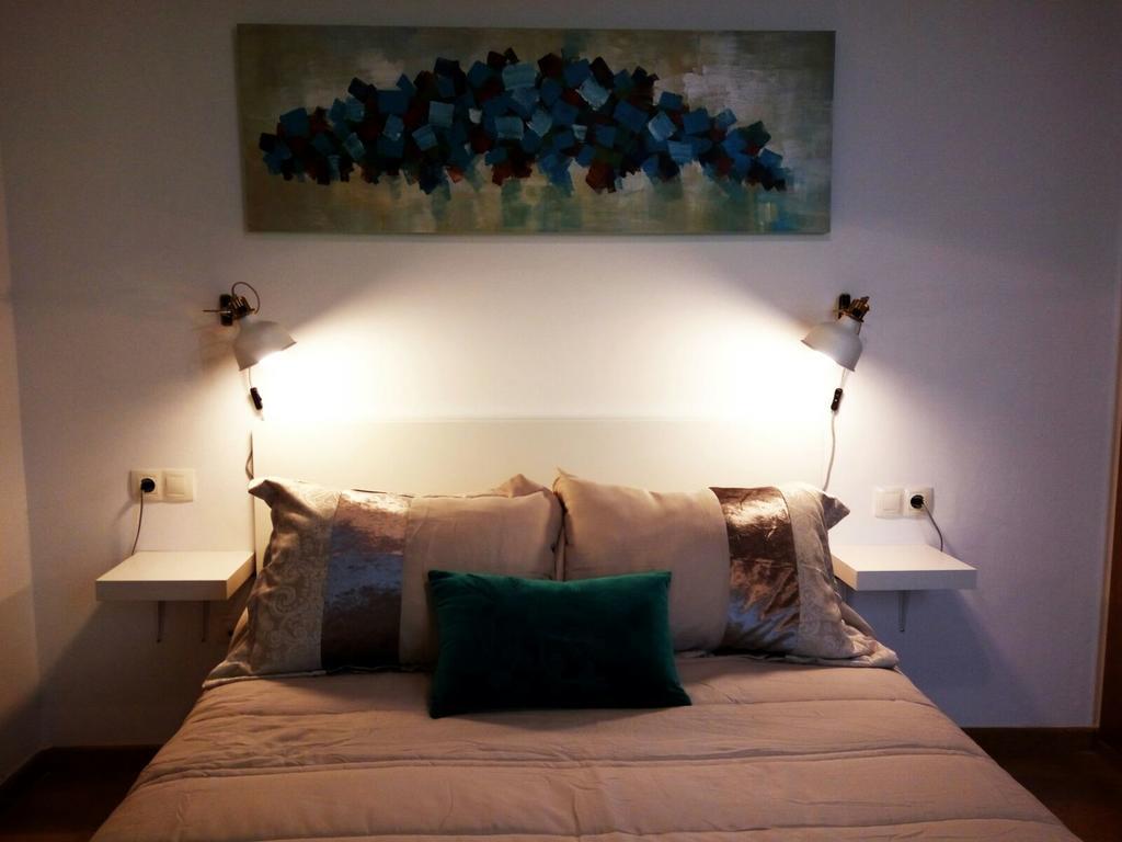 Apartamento Mitjana Plaza Málaga Exterior foto