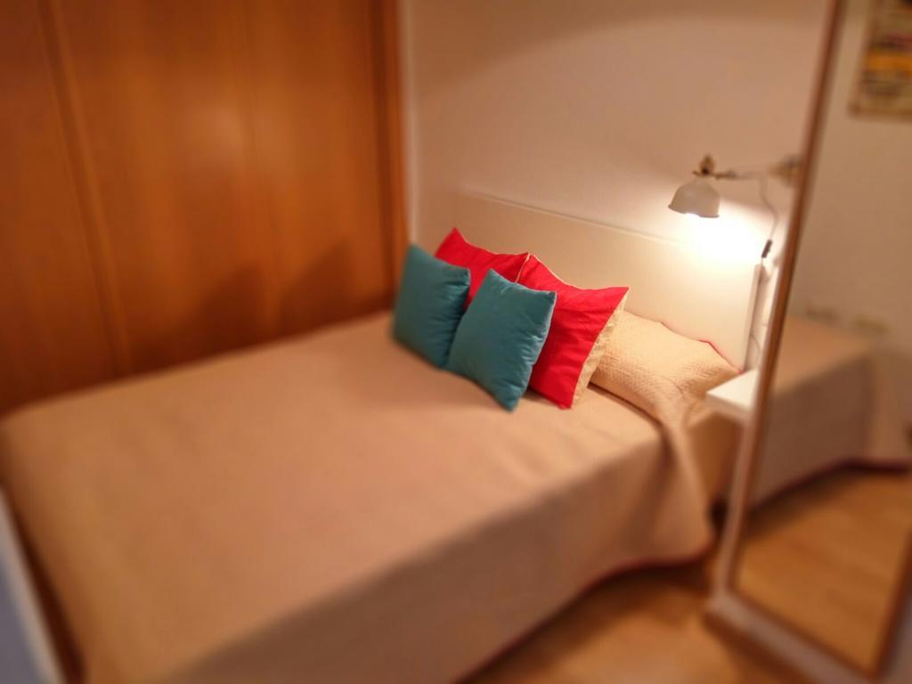 Apartamento Mitjana Plaza Málaga Exterior foto
