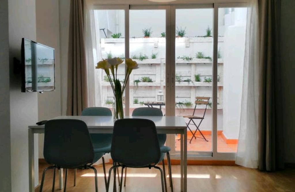 Apartamento Mitjana Plaza Málaga Exterior foto