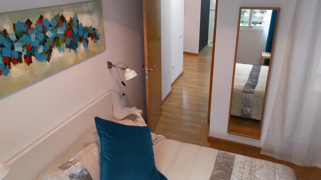 Apartamento Mitjana Plaza Málaga Exterior foto