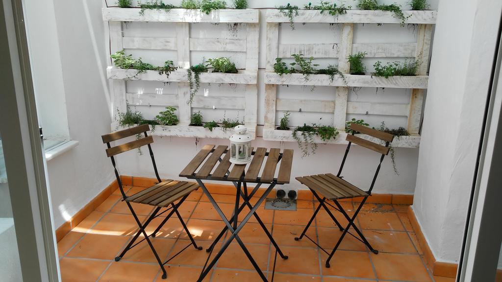 Apartamento Mitjana Plaza Málaga Exterior foto
