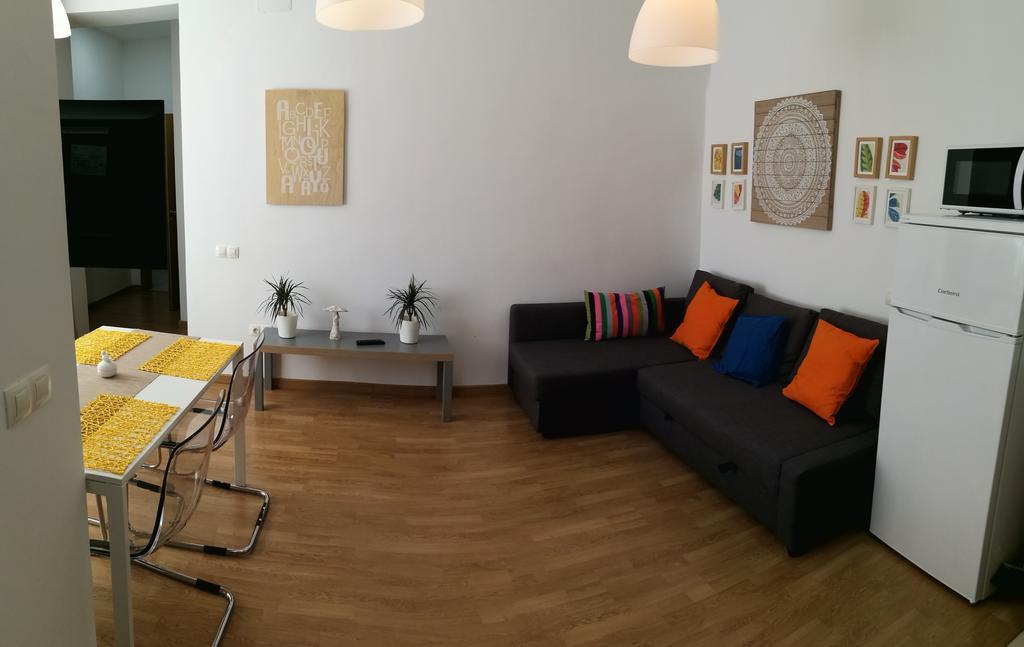 Apartamento Mitjana Plaza Málaga Exterior foto