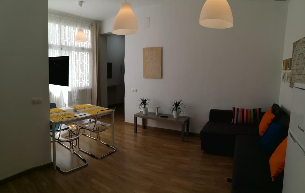 Apartamento Mitjana Plaza Málaga Exterior foto